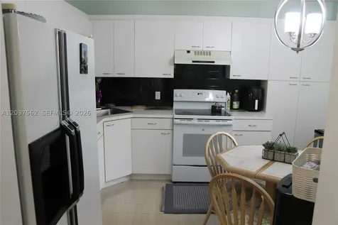 4400 NW 30th Street Coconut Creek FL 33066