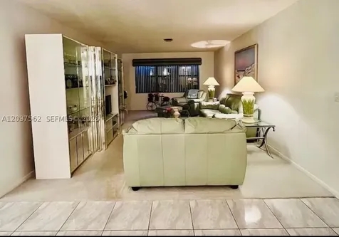 4400 NW 30th Street Coconut Creek FL 33066