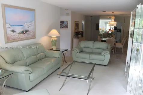 4400 NW 30th Street Coconut Creek FL 33066
