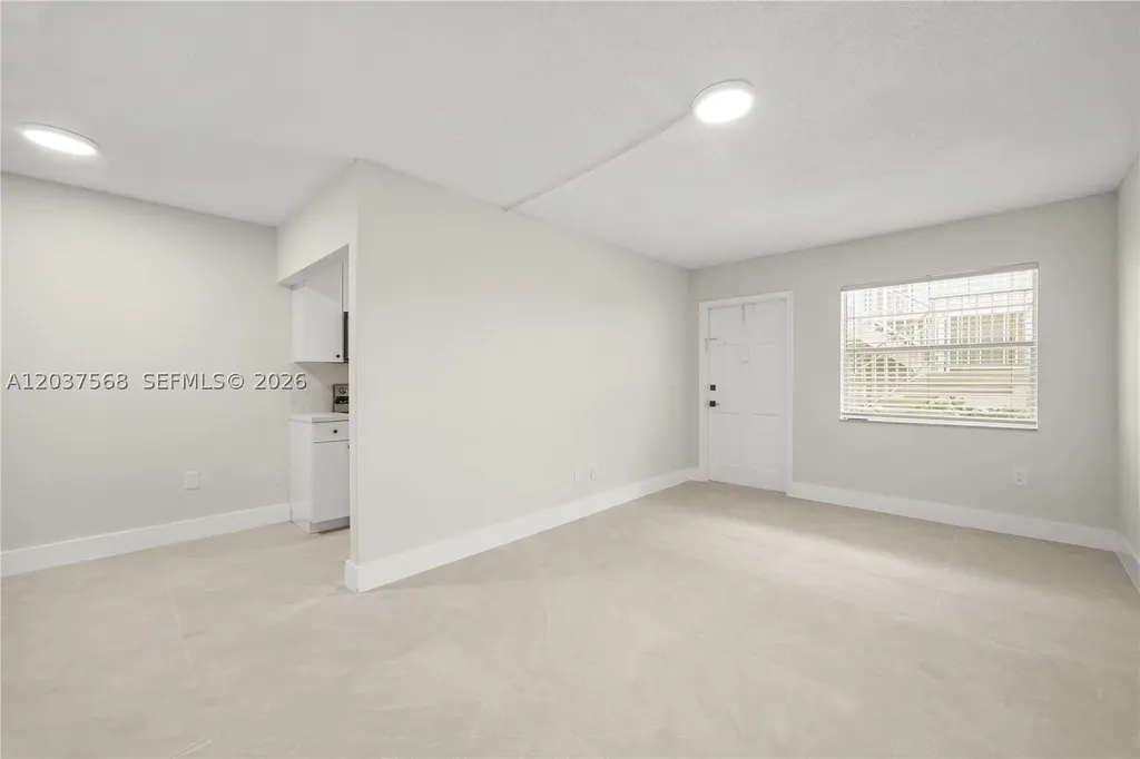 1720 Cleveland Street Hollywood FL 33020
