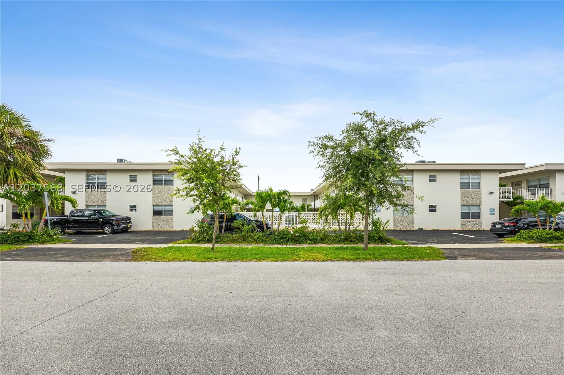 1720 Cleveland Street Hollywood FL 33020