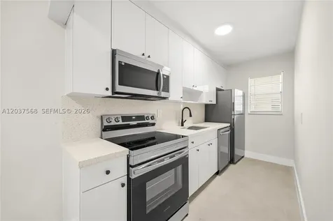 1720 Cleveland Street Hollywood FL 33020