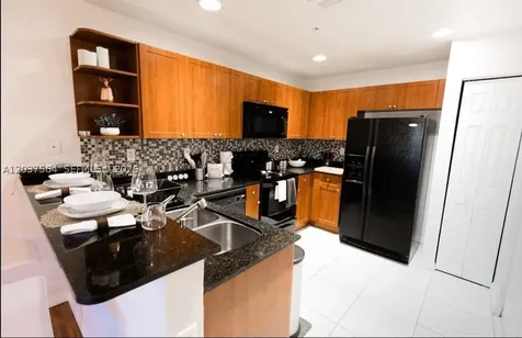 10805 NW 89th Terrace Doral FL 33178