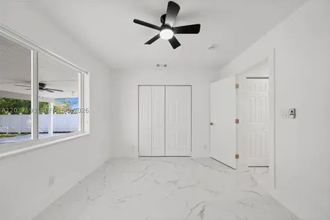253 SW 4th Street Dania Beach FL 33004
