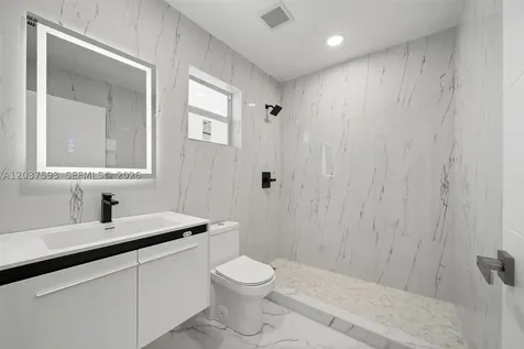 253 SW 4th Street Dania Beach FL 33004