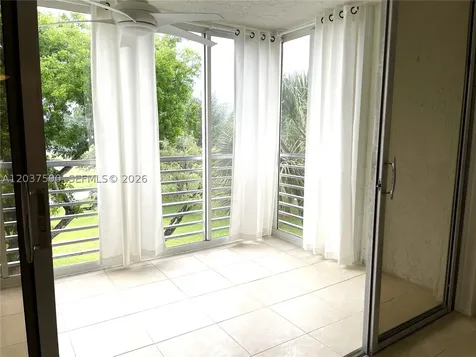 9531 Seagrape Drive Davie FL 33324