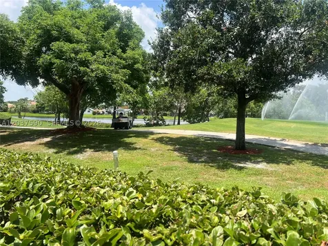 9531 Seagrape Drive Davie FL 33324