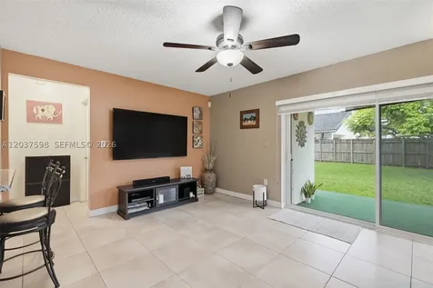 16478 SW 99th Street Miami FL 33196