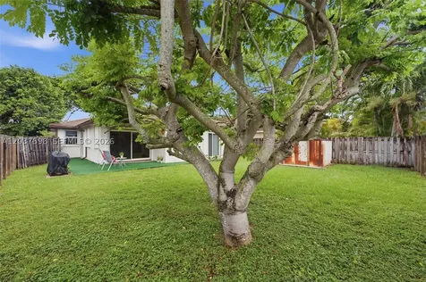 16478 SW 99th Street Miami FL 33196