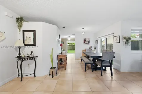 16478 SW 99th Street Miami FL 33196