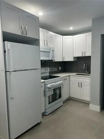 1628 NW 15th Street Miami FL 33125