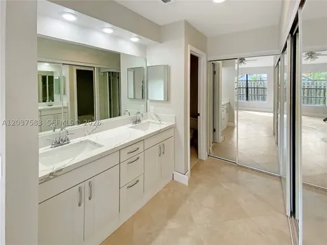 14980 SW 48th Terrace Miami FL 33185