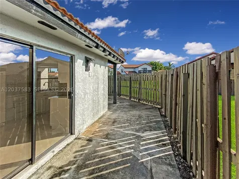 14980 SW 48th Terrace Miami FL 33185