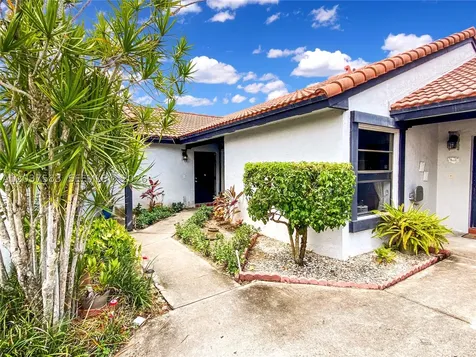 14980 SW 48th Terrace Miami FL 33185