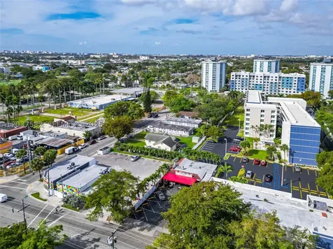 2928 NW 17th Avenue Miami FL 33142