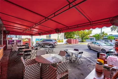 2928 NW 17th Avenue Miami FL 33142