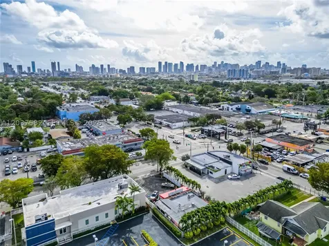2928 NW 17th Avenue Miami FL 33142