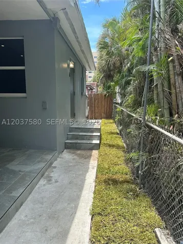 1628 NW 15th Street Miami FL 33125