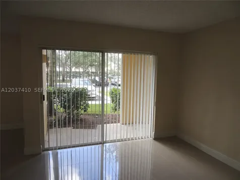 2640 S University Drive Davie FL 33328