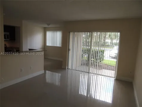 2640 S University Drive Davie FL 33328