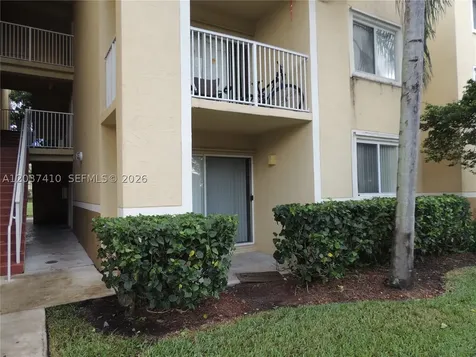 2640 S University Drive Davie FL 33328