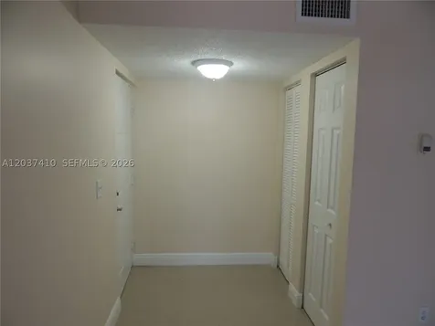 2640 S University Drive Davie FL 33328