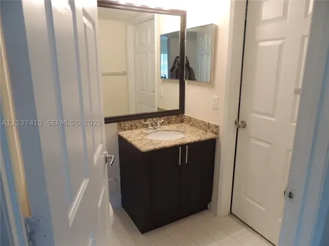 2640 S University Drive Davie FL 33328