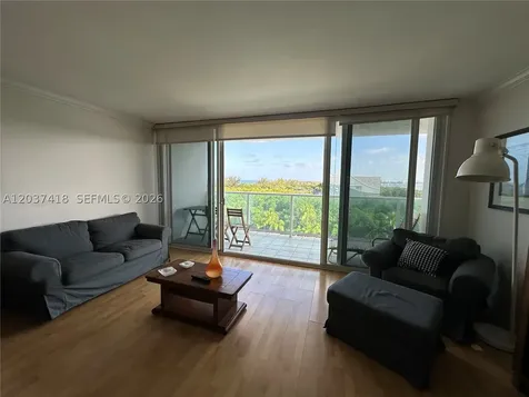 100 Bayview Drive Sunny Isles Beach FL 33160