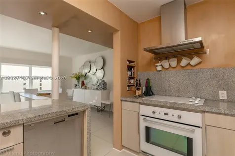 590 Ocean Drive Key Biscayne FL 33149