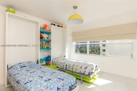 590 Ocean Drive Key Biscayne FL 33149