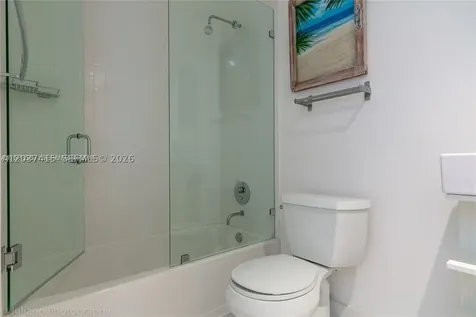 590 Ocean Drive Key Biscayne FL 33149