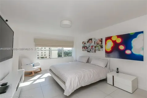 590 Ocean Drive Key Biscayne FL 33149