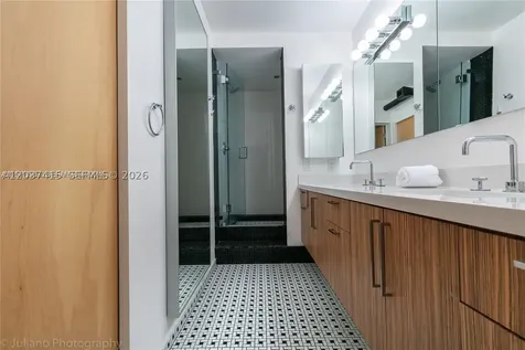 590 Ocean Drive Key Biscayne FL 33149