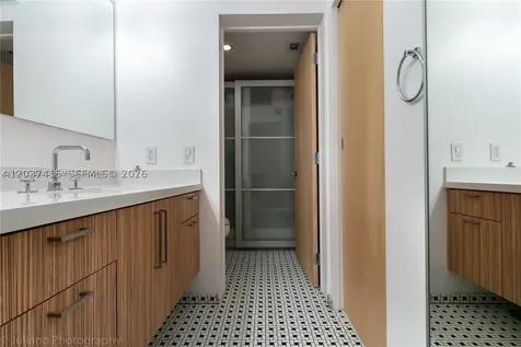 590 Ocean Drive Key Biscayne FL 33149