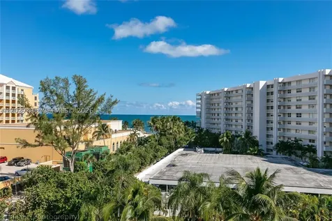 590 Ocean Drive Key Biscayne FL 33149