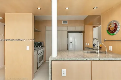 590 Ocean Drive Key Biscayne FL 33149