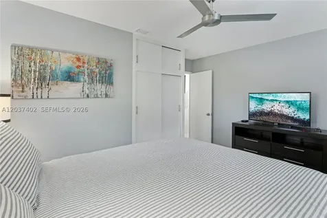 424 NE 27th Drive Wilton Manors FL 33334