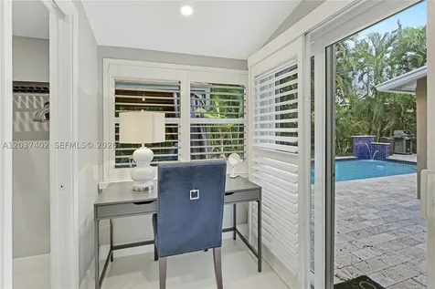 424 NE 27th Drive Wilton Manors FL 33334