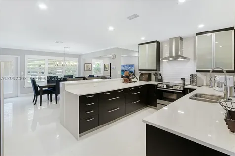424 NE 27th Drive Wilton Manors FL 33334