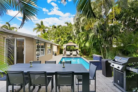 424 NE 27th Drive Wilton Manors FL 33334