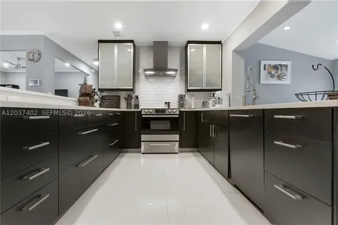 424 NE 27th Drive Wilton Manors FL 33334