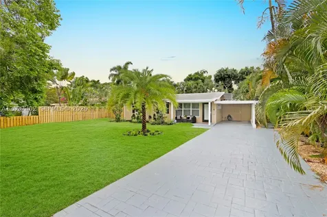 424 NE 27th Drive Wilton Manors FL 33334