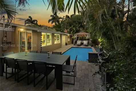 424 NE 27th Drive Wilton Manors FL 33334