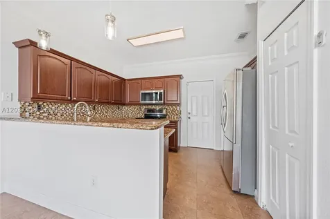 27460 SW 138th Path Homestead FL 33032
