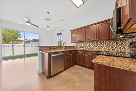 27460 SW 138th Path Homestead FL 33032