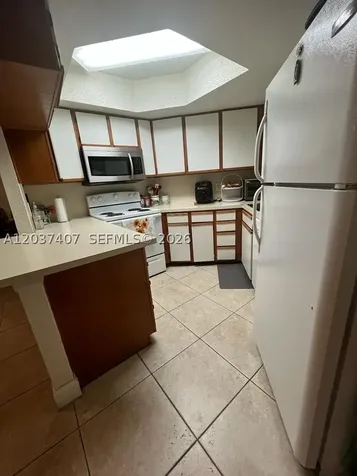 8215 Lake Drive Doral FL 33166