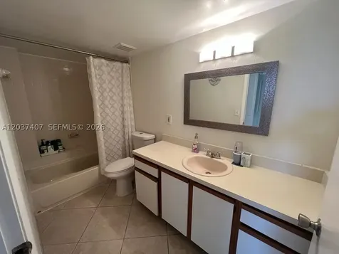 8215 Lake Drive Doral FL 33166