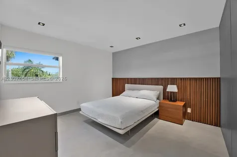 431 Layne Boulevard Hallandale Beach FL 33009