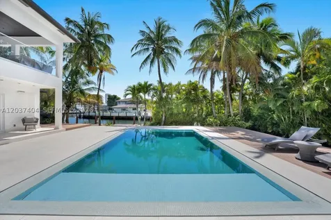 431 Layne Boulevard Hallandale Beach FL 33009