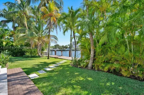 431 Layne Boulevard Hallandale Beach FL 33009